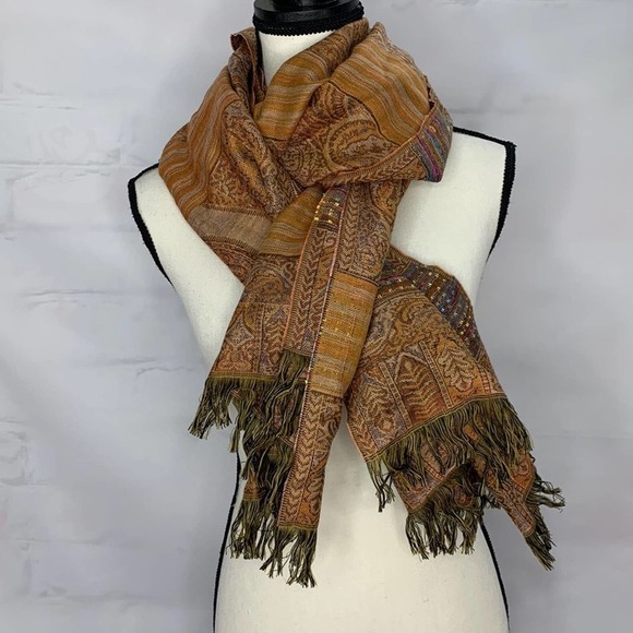 Women’s‎ Scarf - Picture 1 of 5